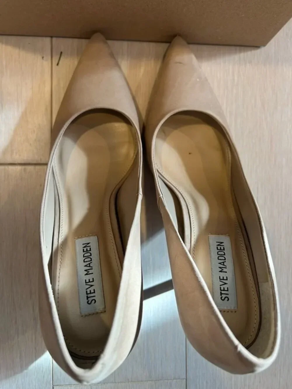Steve‎ Madden Classie tan nubuck stilettos
